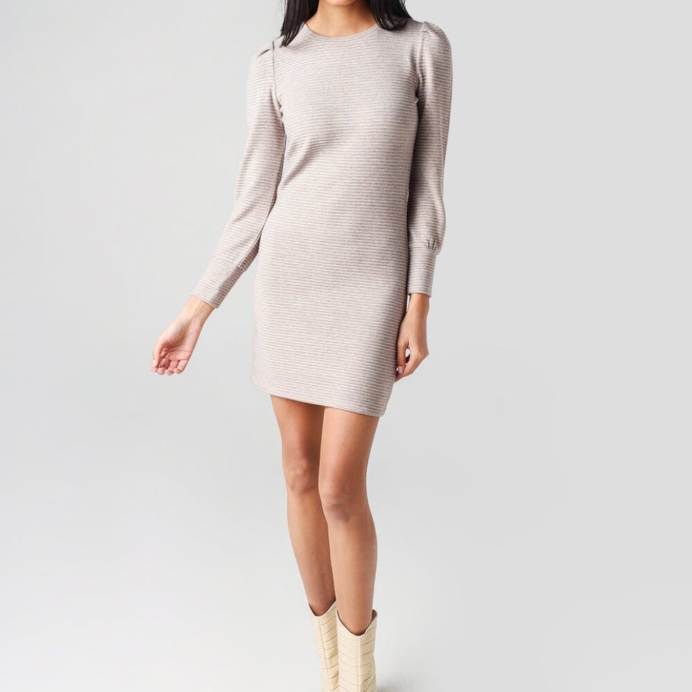 BB Dakota -Small- Knit The Scene Long Puffed Sleeves Sweater Mini Dress